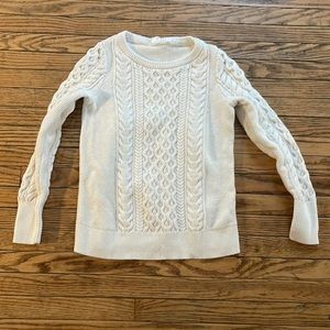 Gap sweater
